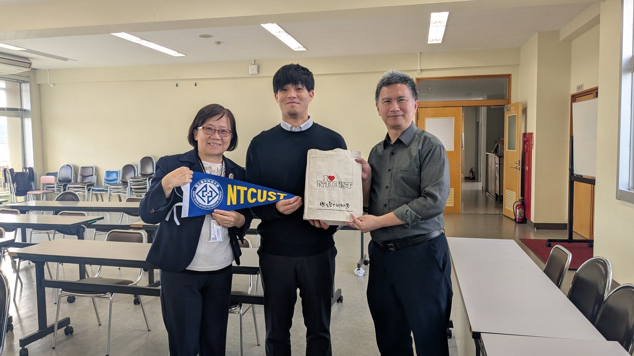 2025.12.11下午拜訪大分縣立佐伯鶴城高等學校