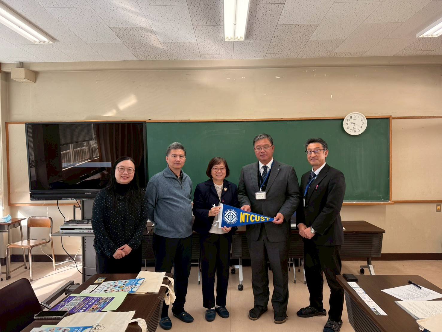 2025.12.11 上午拜訪日本九州大分縣立佐伯豐南高等學校