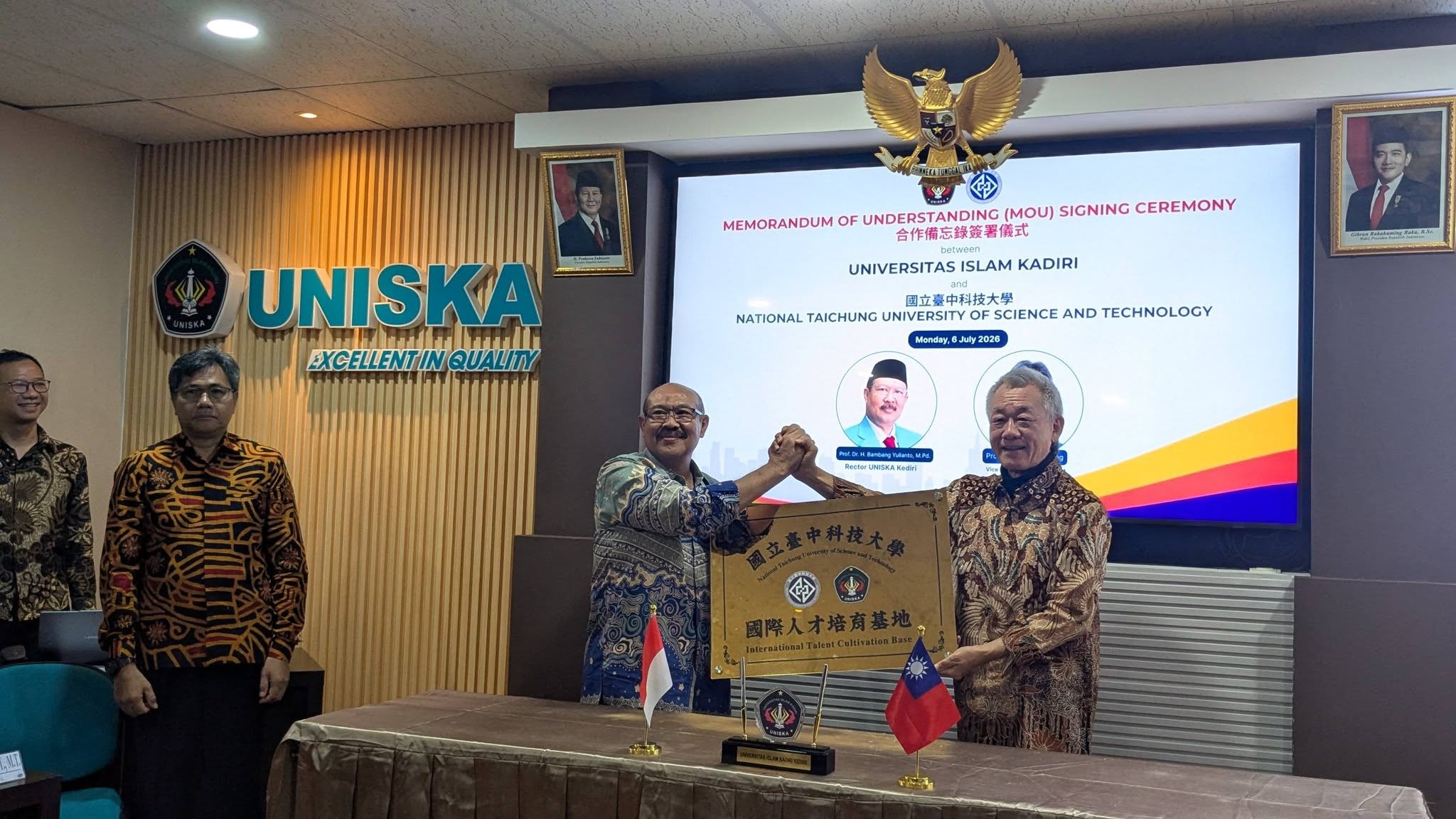 2026.7.6 拜訪印尼 Universitas Islam Kadiri- Kediri ( UNISKA )參與簽約儀式與掛牌